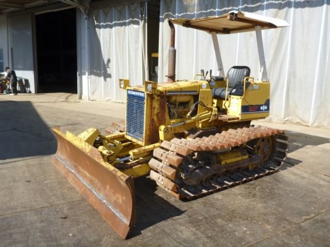 PARTS MANUAL - KOMATSU D2OP-64 (JPN) Bulldozer SN 60001-UP (Power Angle Tilt Dozer) DOWNLOAD