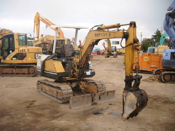 PARTS MANUAL - KOMATSU PC20-7 (US) CRAWLER EXCAVATOR SN 35001-UP DOWNLOAD 