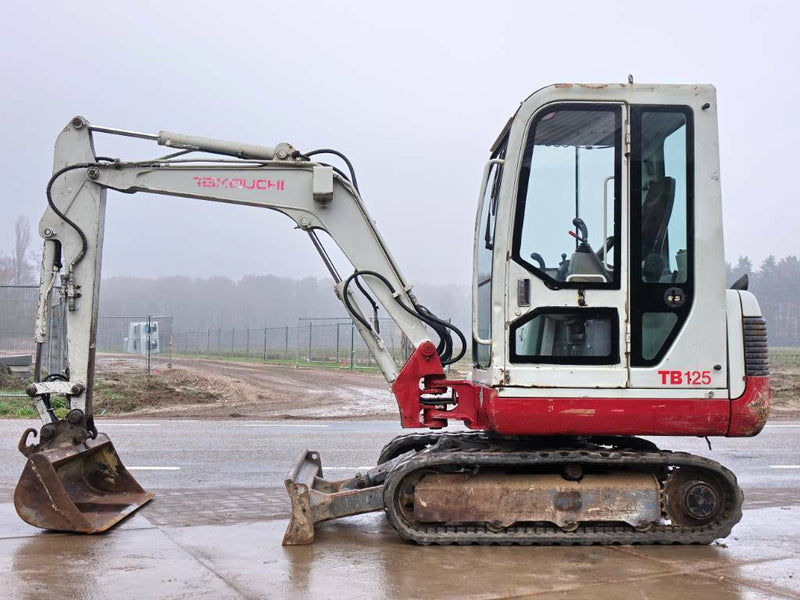 PARTS MANUAL - TAKEUCHI TB125 COMPACT EXCAVATOR BE5Z010 DOWNLOAD