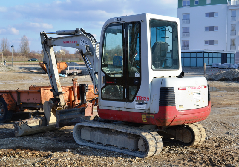 PARTS MANUAL - TAKEUCHI TB135 COMPACT EXCAVATOR BG4Z010 DOWNLOAD