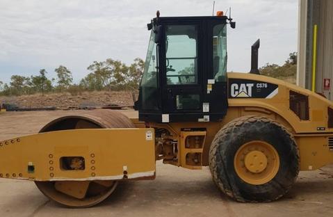 Parts Catalog Manual CYX - Caterpillar CS-76 VIBRATORY COMPACTOR Download 