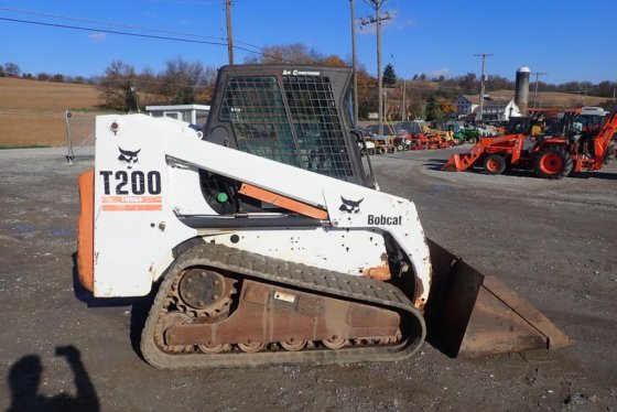 Parts Manual - BOBCAT T200 COMPACT TRACK LOADER 516811001 - 516814999 Download