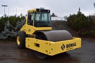 Download Bomag BW 219 PDH-3 Single Drum Vibratory Roller Parts Manual 101580510101- 101580511041