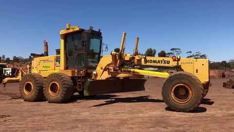 Parts Manual - KOMATSU GD825A-2 Grader