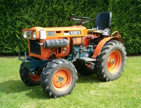 Parts Manual - Kubota B7100HST-D OLD TYPE Tractor Download