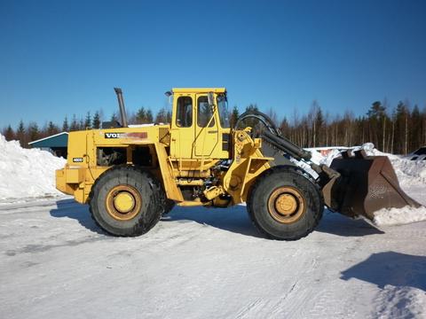 SERVICE MANUAL - VOLVO BM 4600 WHEEL LOADER DOWNLOAD