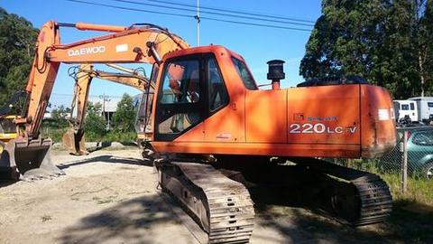 Service Manual - 2002 Doosan Solar 220LC-6 Crawled Excavator Download