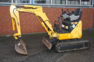 Service Manual - 2005 New Holland E9SR Mini Crawler Excavator Download