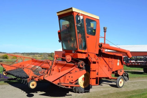 Service  Manual - Case 600, 660 Combine