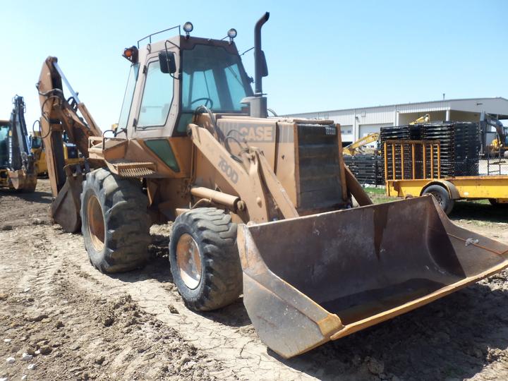 Service Manual - Case 780D Backhoe Loader Download