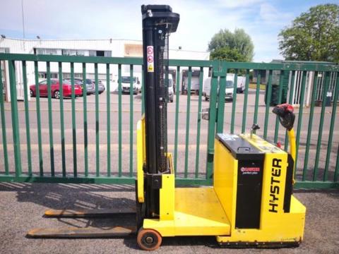Service Manual - Hyster S1.0C, S1.2C, S1.5C Electric Counterbalanced Stacker B447 Series 