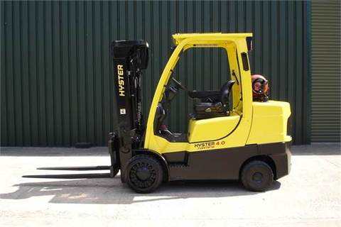 Service Manual - Hyster S4.0FT, S4.5FT, S5.5FT, S5.5FTS Diesel and LPG Forklift Truck G004 Series (Europe)