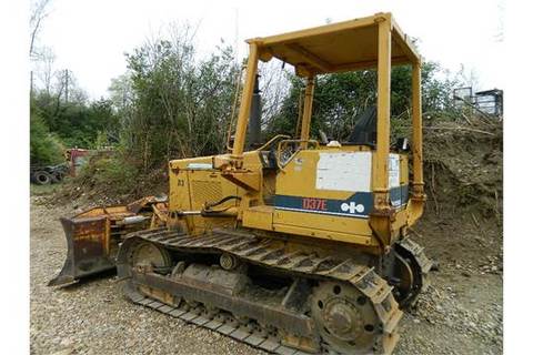 Service Manual - Komatsu D37E-2 Dozer 