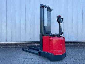 Toyota 7SM12F Powered pallet Parts Manual