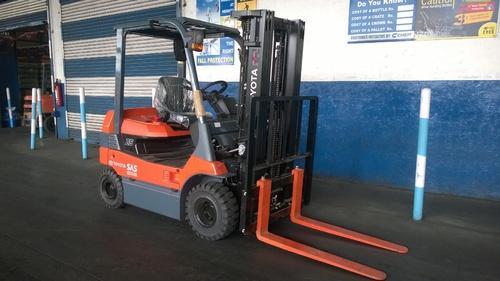 Toyota CE026-1 Forklift Service Repair Manual